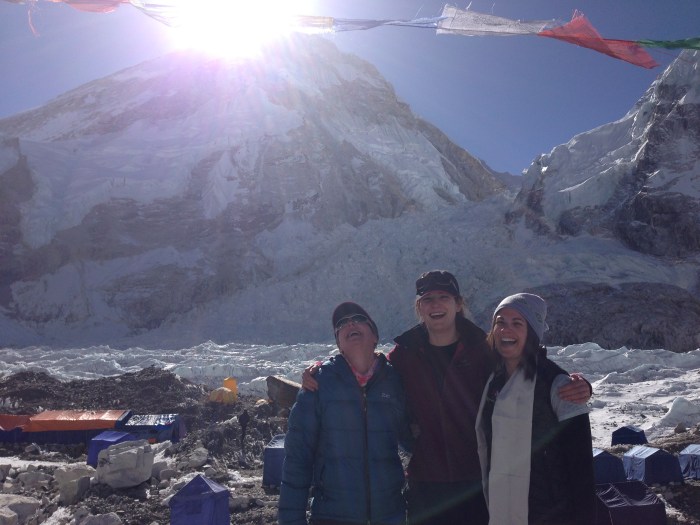 With 2013 Everest ER Docs Kirsty Watson and Suzi Mackenzie