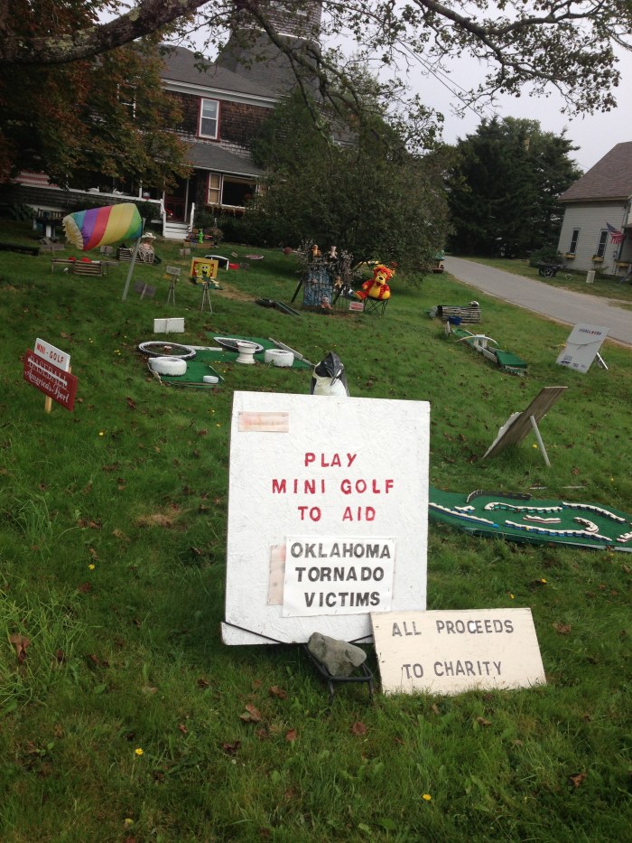 Islesford Mini Golf - payment by the honor system
